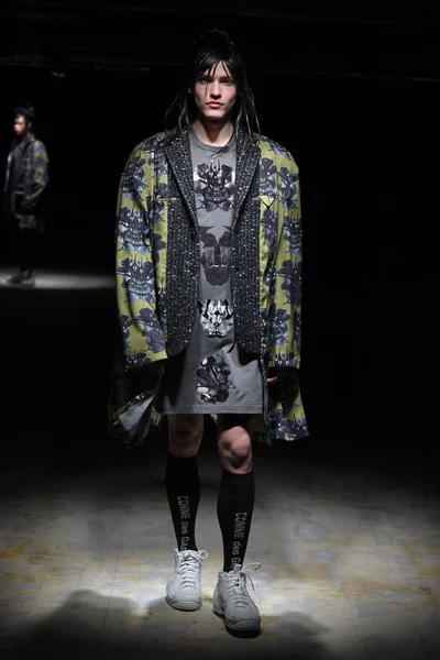 Look 29